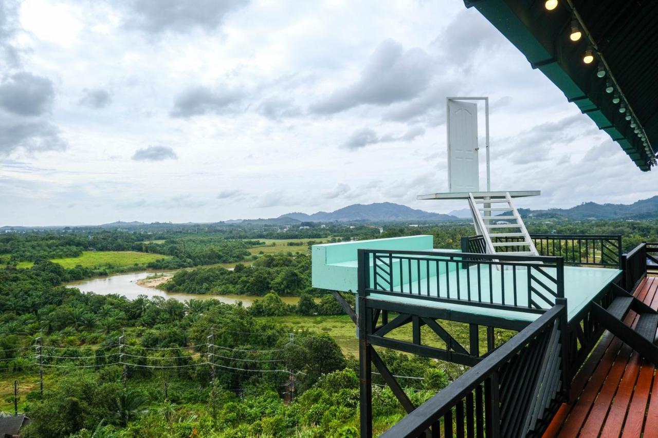 Hotel Bangmara Hill Takuapa Exterior foto